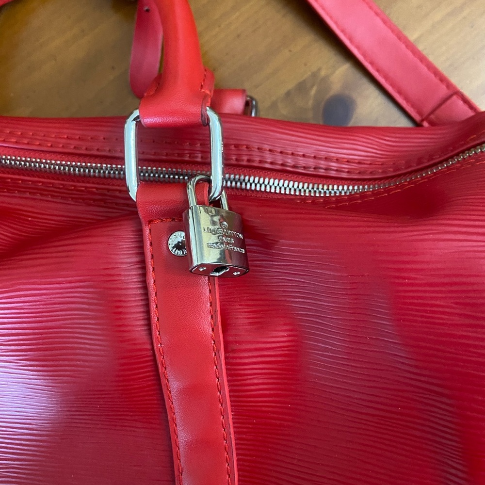 Louis Vutton Supreme Leather Bag - Picture 3 of 8